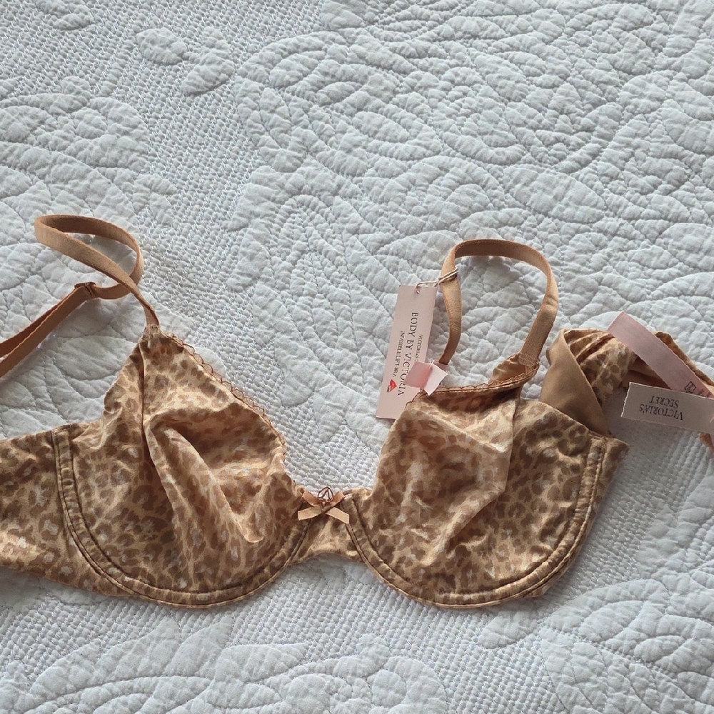Victoria's Secret Tan Leopard Bra
